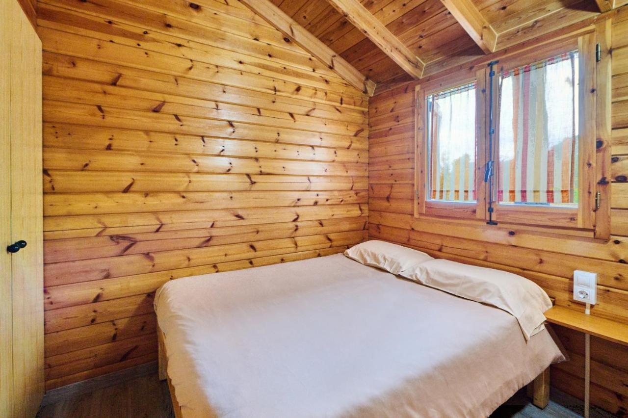 Camping Fontfreda Castellar del Riu Luaran gambar