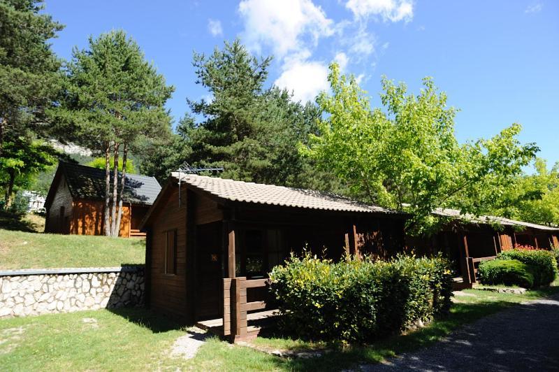 Camping Fontfreda Castellar del Riu Luaran gambar